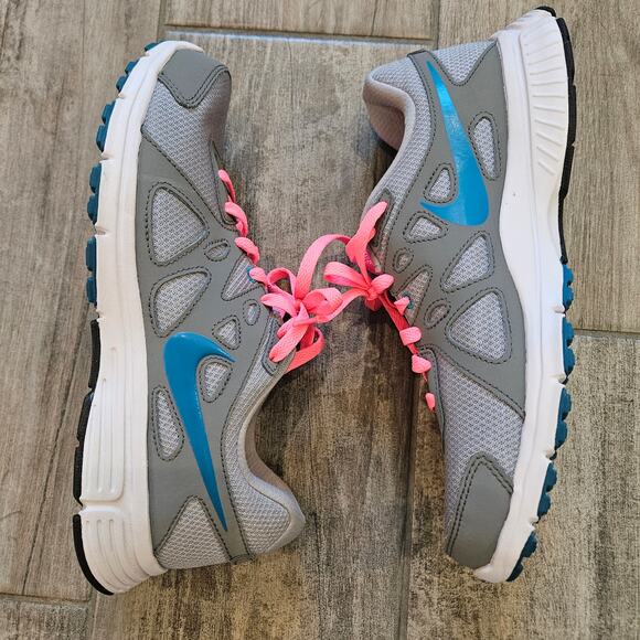 Nike Revolution 2 Running Shoes Women’s 11 Gray Pink Turquoise Mesh Training Gym - Picture 2 of 10